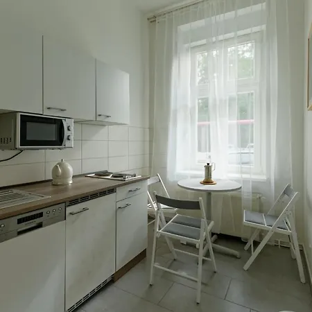 Apartment Near Warschauer Platz And Spree River Берлин Экстерьер фото