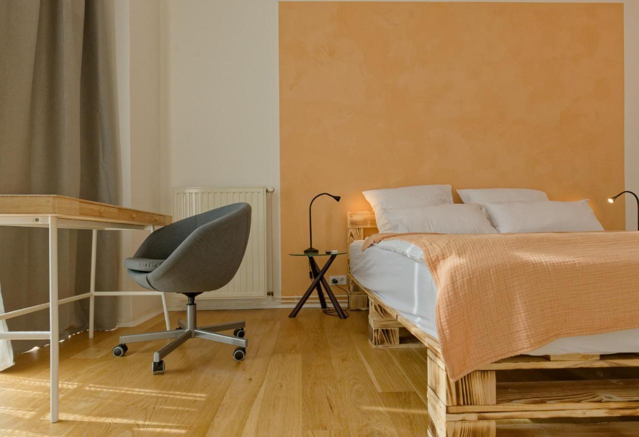Near Warschauer Platz And Spree River Appartement